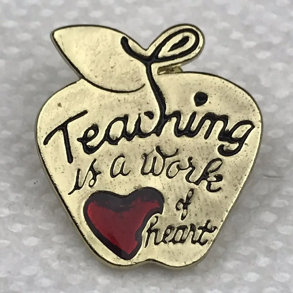 N/A vintage brooch